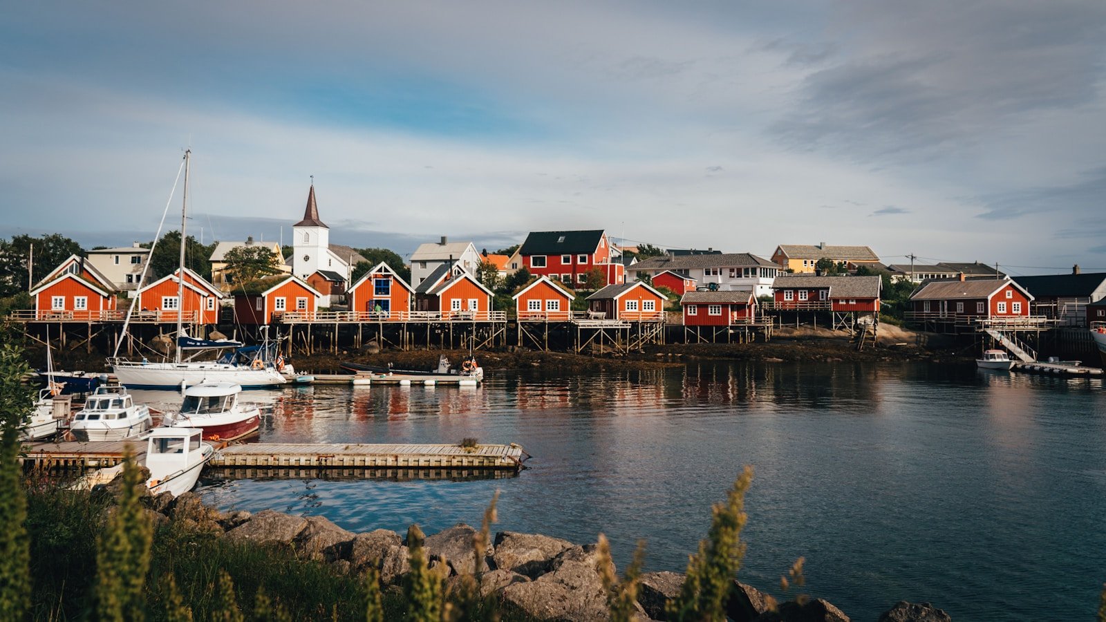 Reine village in Lofoten, seen from above.