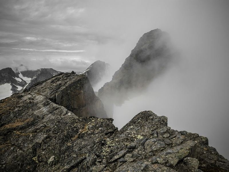 The Besseggen ridge between Gjende and Bessvatnet.